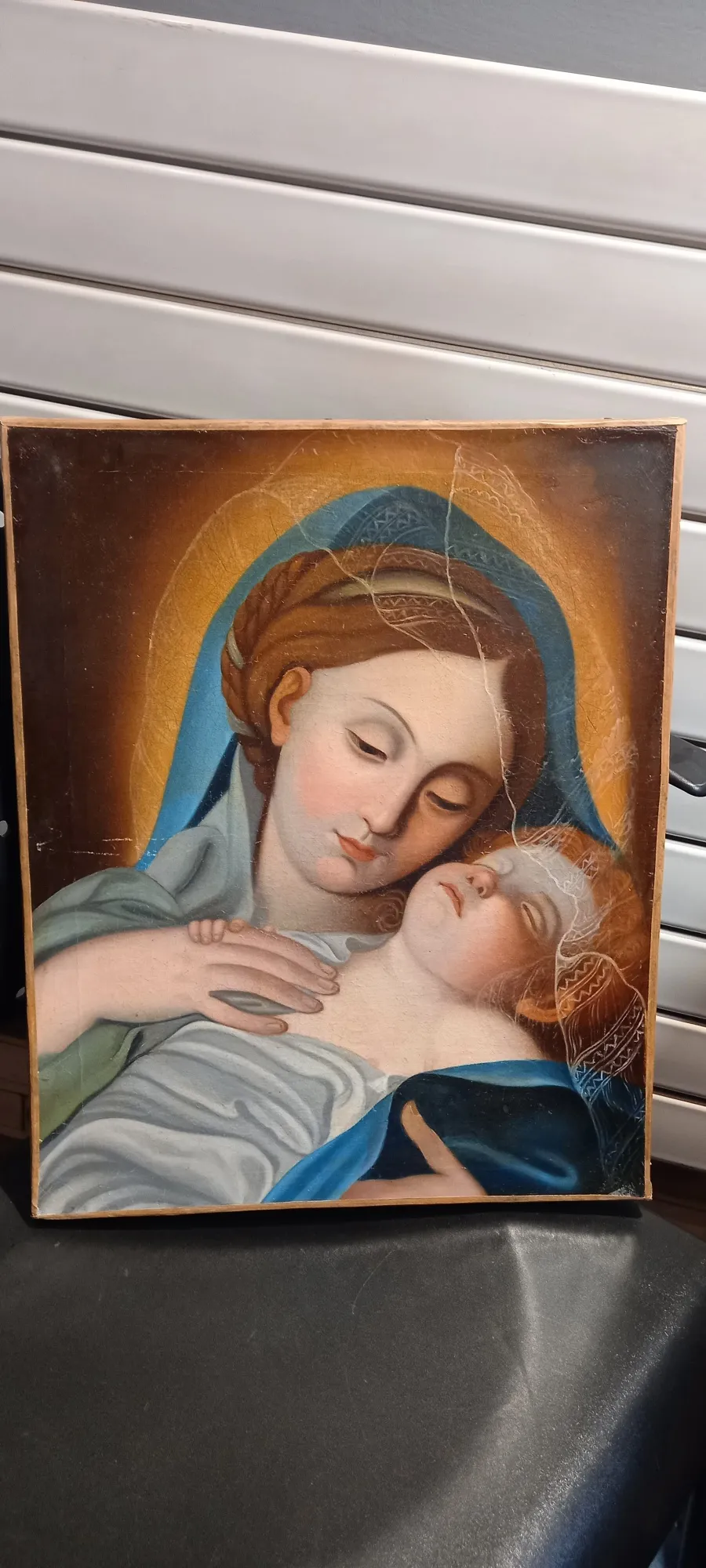 Objet d'art ou de décoration à vendre chez un antiquaire près de Lyon