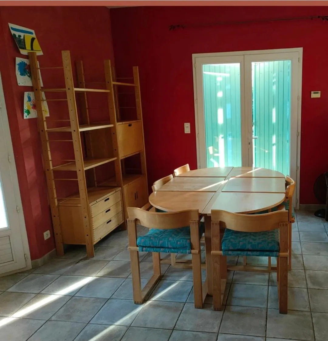 Meuble d'occasion à vendre chez un antiquaire près de Lyon