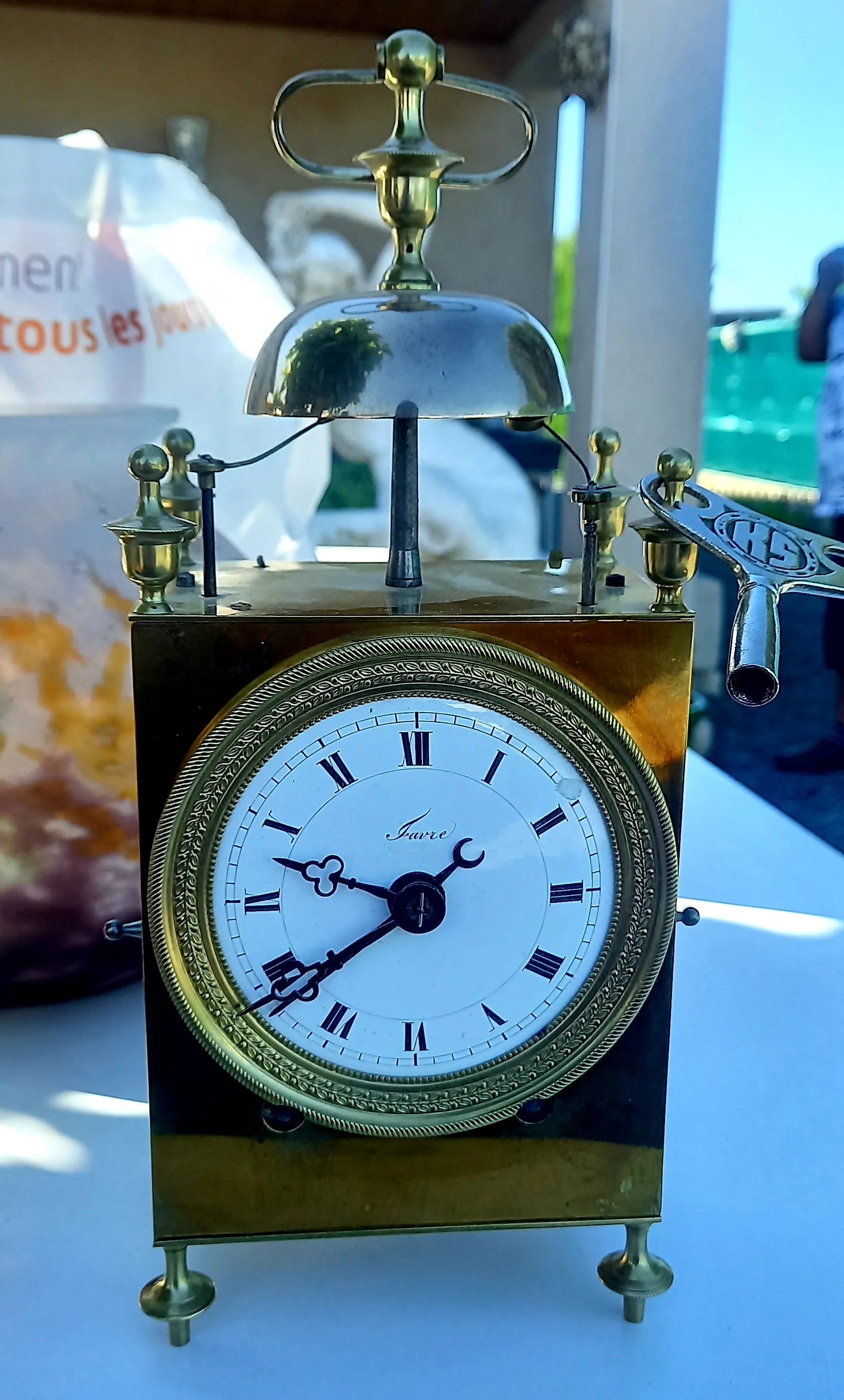 Pendule, horloge ancienne à vendre chez un antiquaire près de Lyon